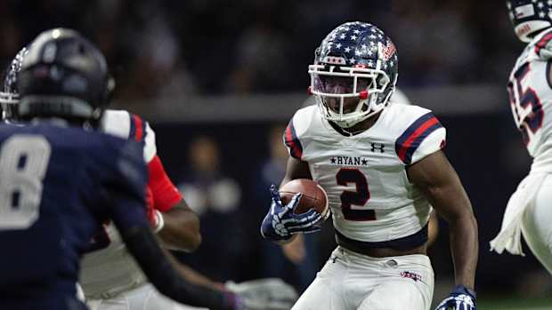 Kalib Hicks, 5-11, 200, Sr., Denton Ryan
